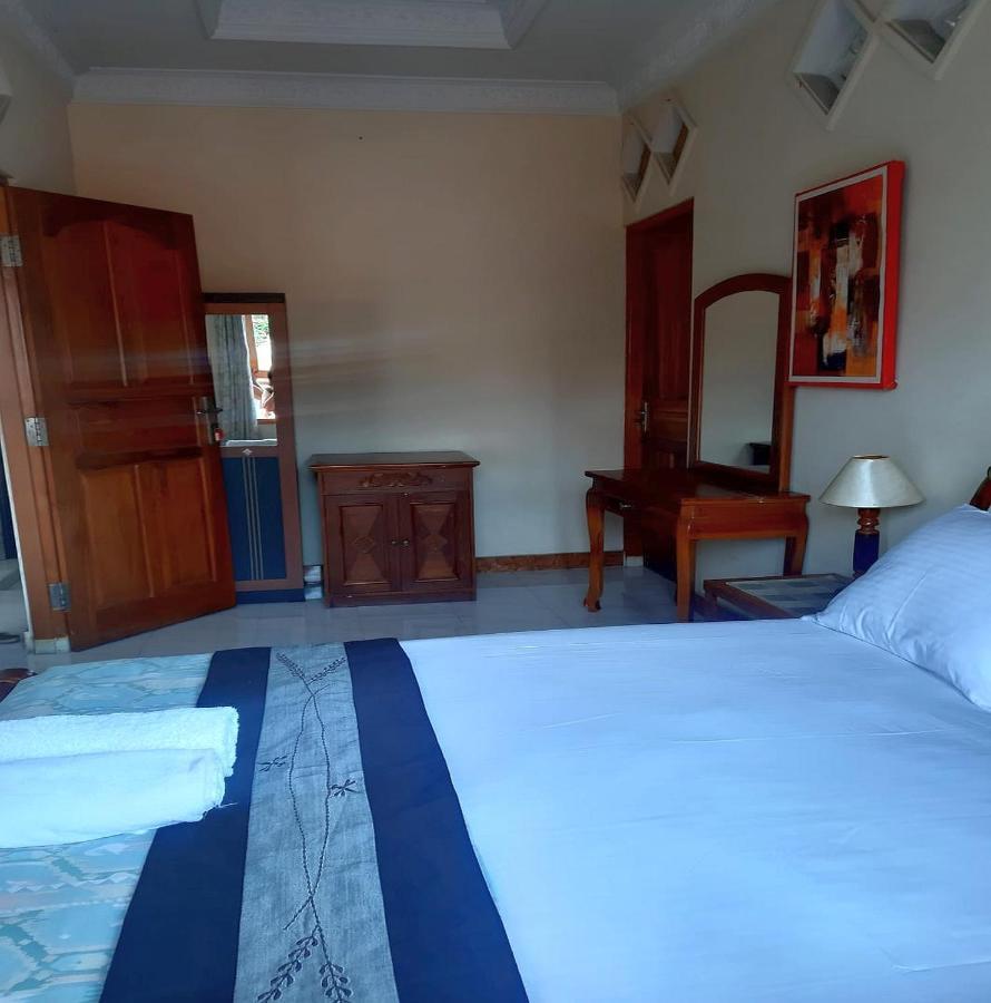 The Reinhold Guesthouse Bali Kerobokan Екстериор снимка
