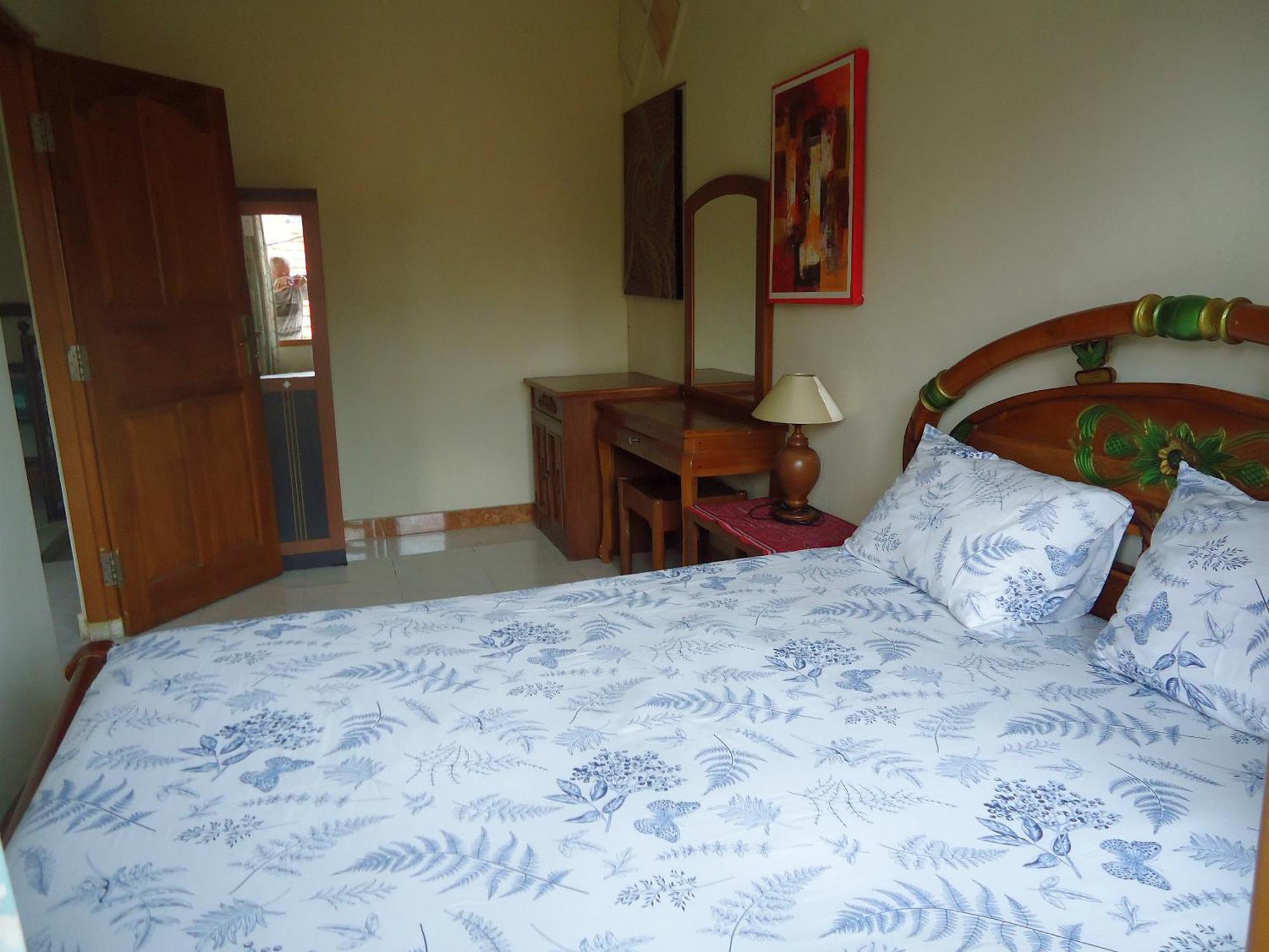 The Reinhold Guesthouse Bali Kerobokan Екстериор снимка